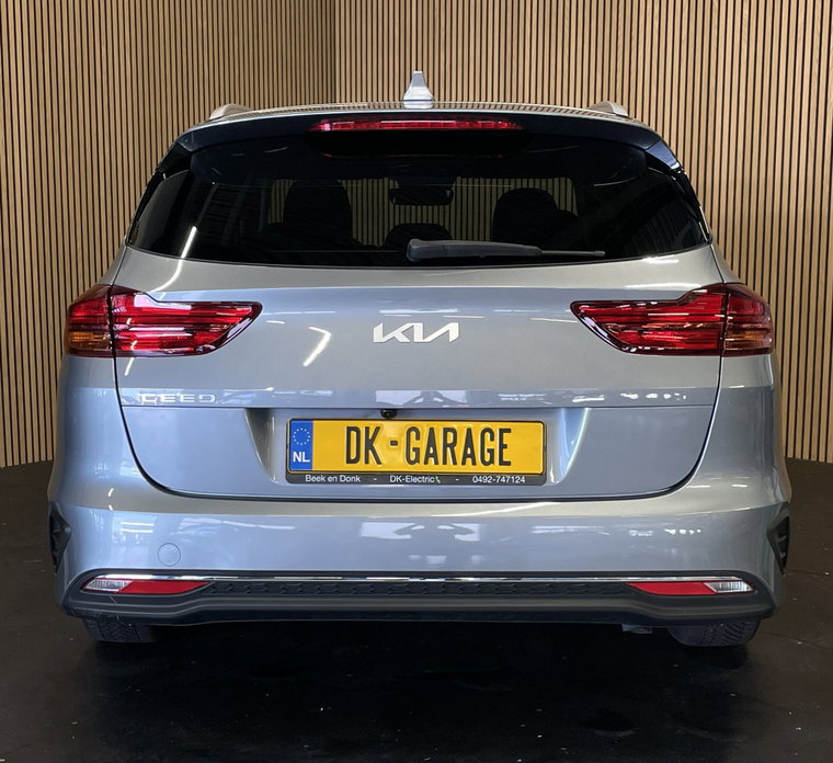 Vehicle Image 29