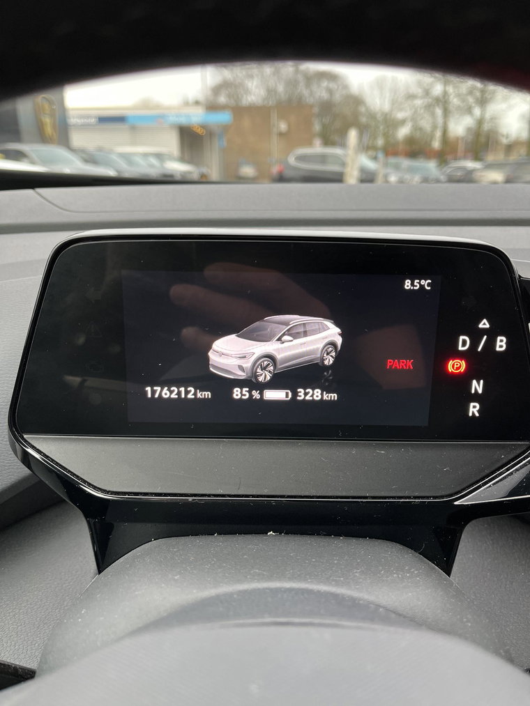 Vehicle Image 18