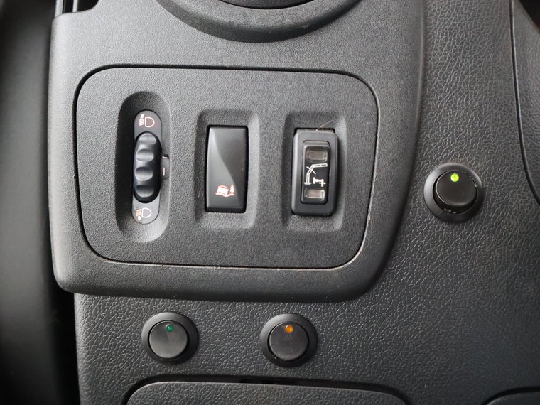 Vehicle Image 27
