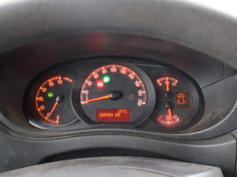 Vehicle Image 28