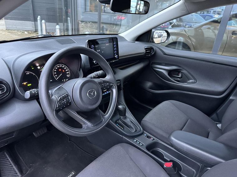 Vehicle Image 11