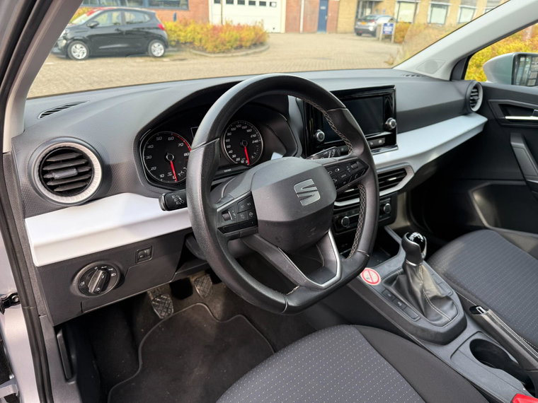 Vehicle Image 13