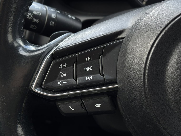 Vehicle Image 27