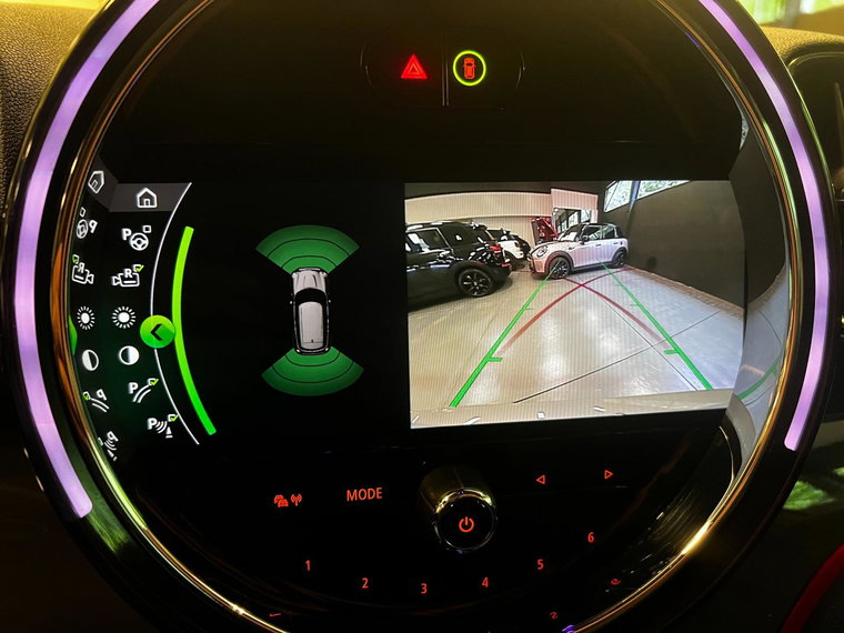 Vehicle Image 52