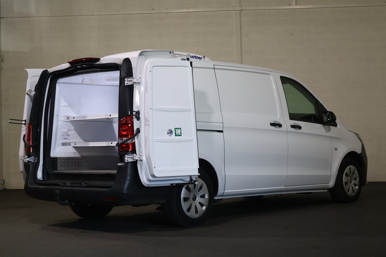 Vehicle Image 10