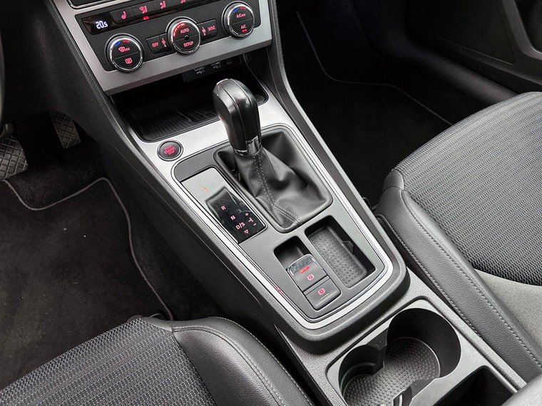 Vehicle Image 24