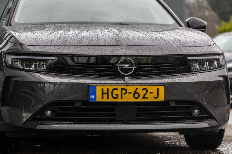 Vehicle Image 12
