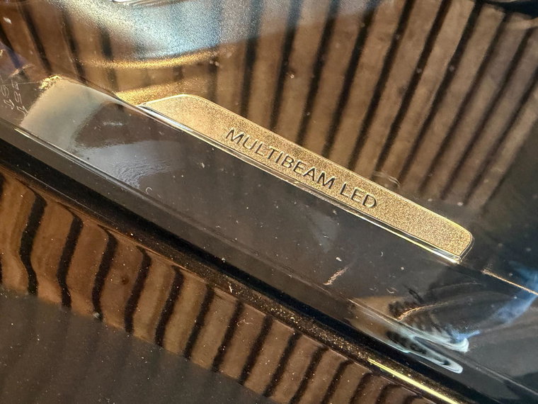Vehicle Image 37