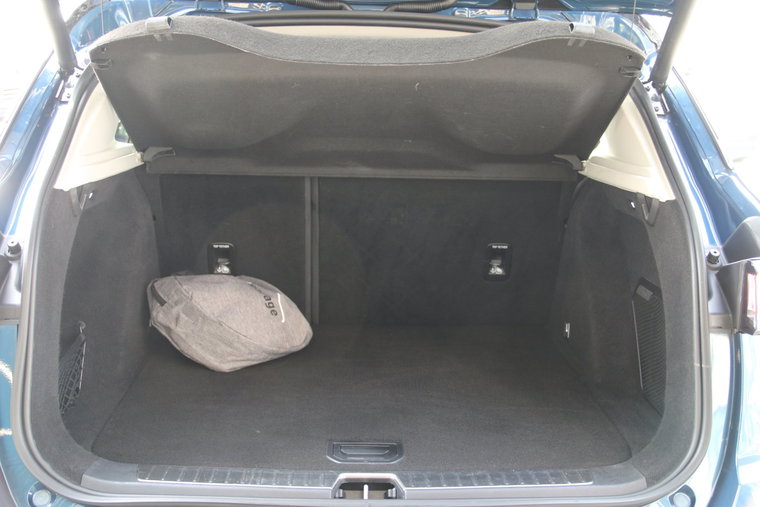 Vehicle Image 26