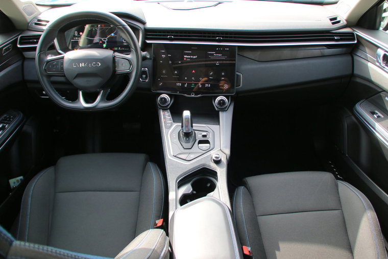 Vehicle Image 11