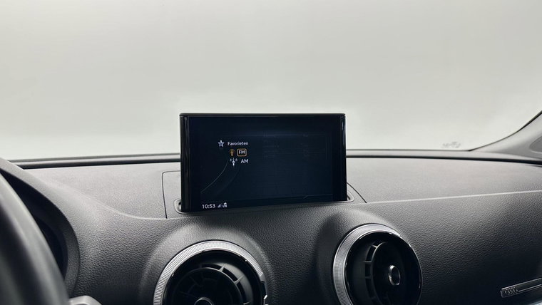 Vehicle Image 41