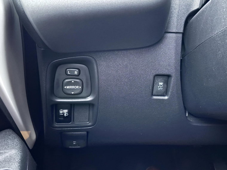 Vehicle Image 24