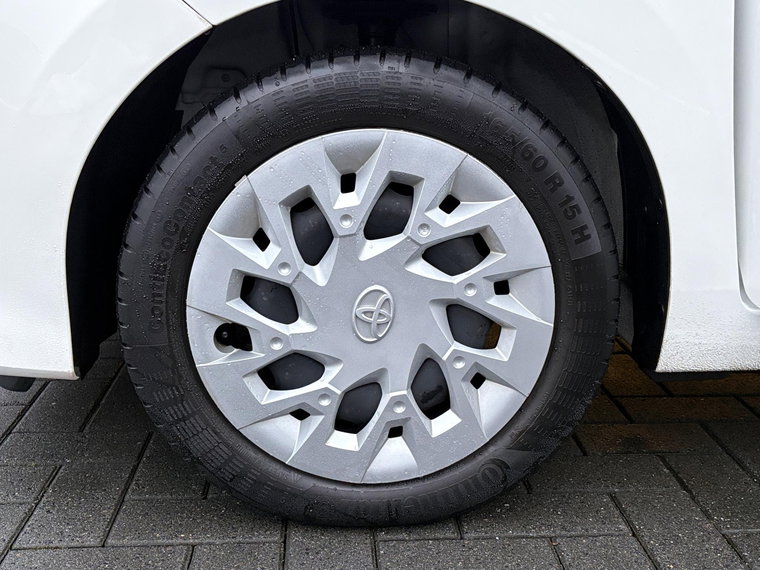 Vehicle Image 36