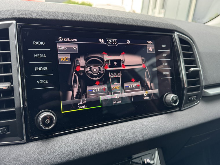 Vehicle Image 28