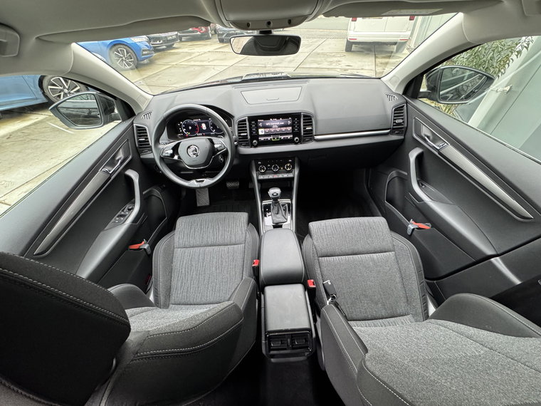 Vehicle Image 38