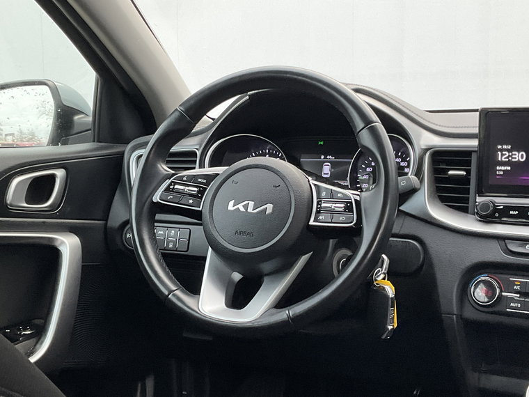 Vehicle Image 22