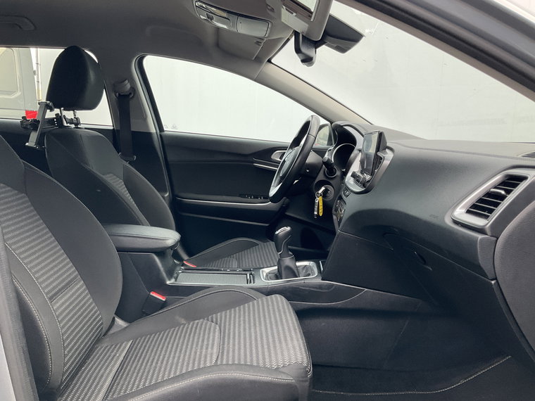 Vehicle Image 23