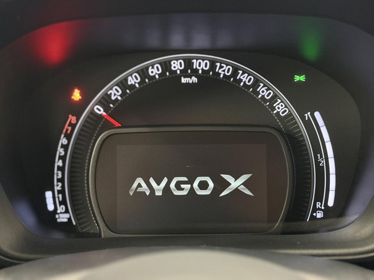 Vehicle Image 22