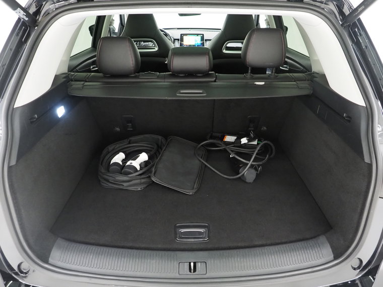 Vehicle Image 38