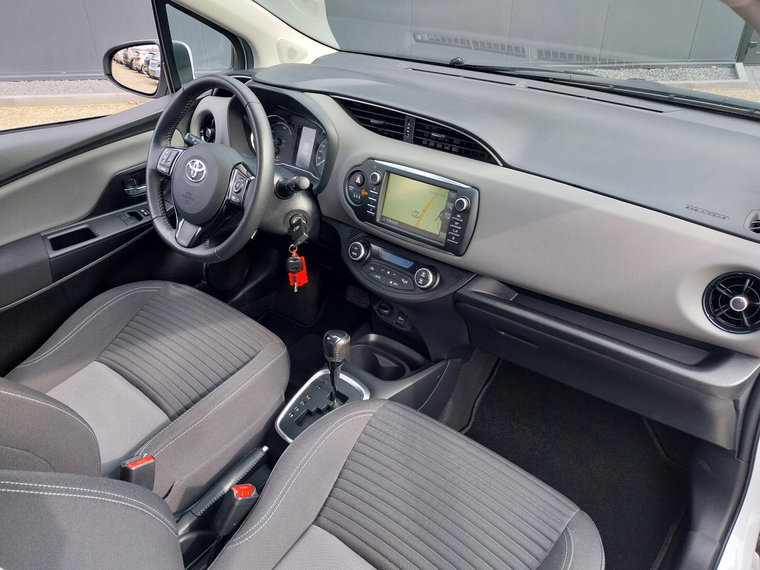 Vehicle Image 20