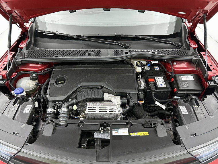 Vehicle Image 17