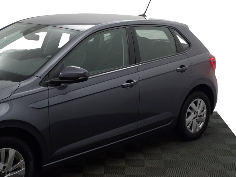 Vehicle Image 30