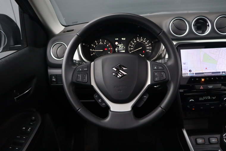 Vehicle Image 12