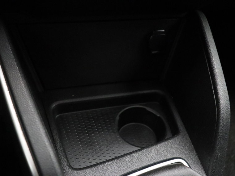 Vehicle Image 27