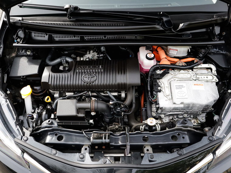 Vehicle Image 7