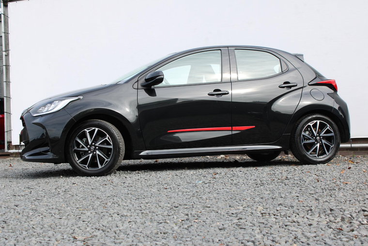 Vehicle Image 9