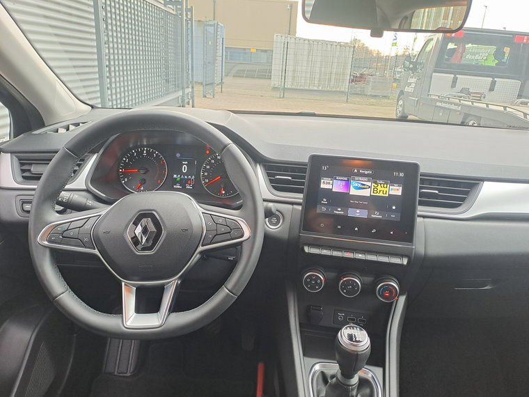 Vehicle Image 17