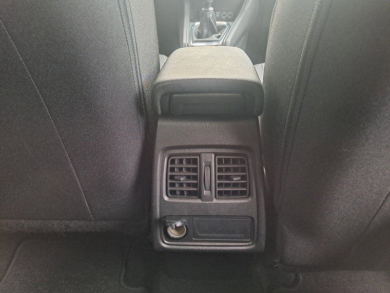 Vehicle Image 39