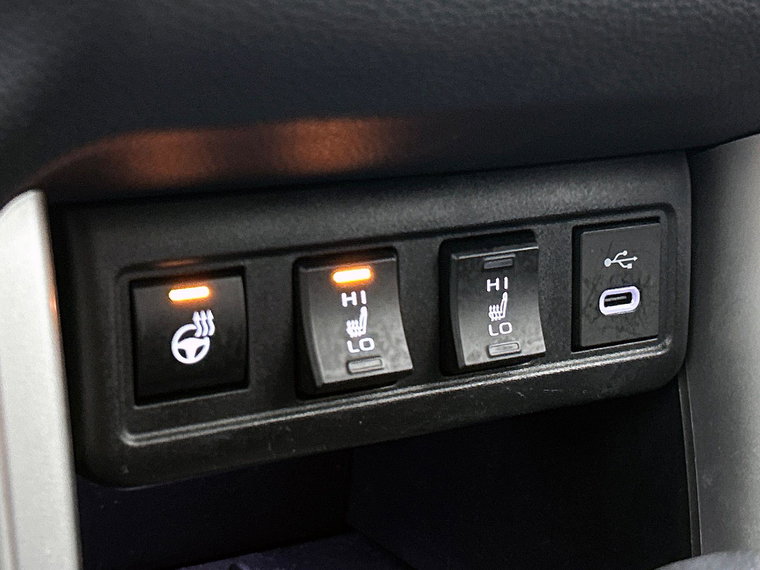 Vehicle Image 30