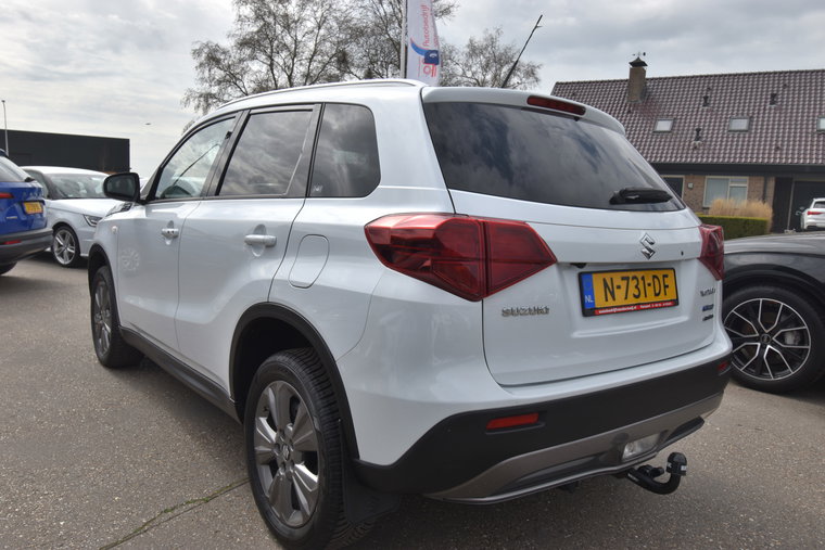 Vehicle Image 16