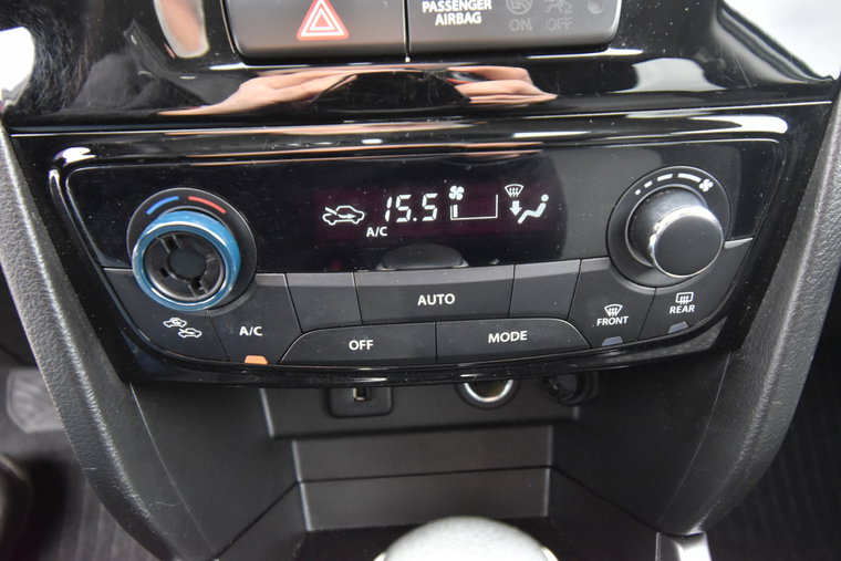 Vehicle Image 28