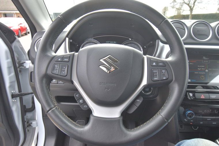Vehicle Image 37