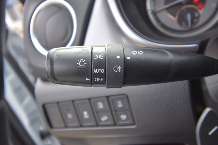 Vehicle Image 40