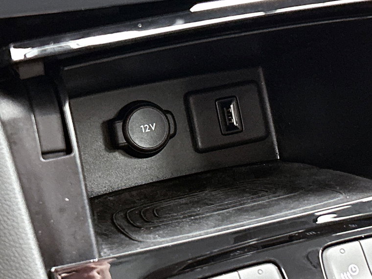 Vehicle Image 26