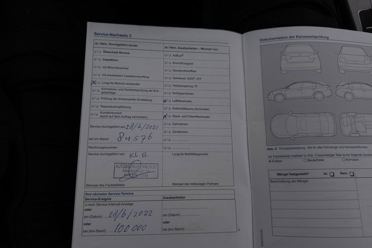 Vehicle Image 32
