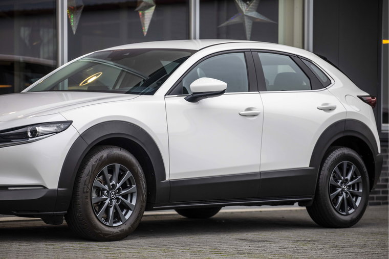 Vehicle Image 13
