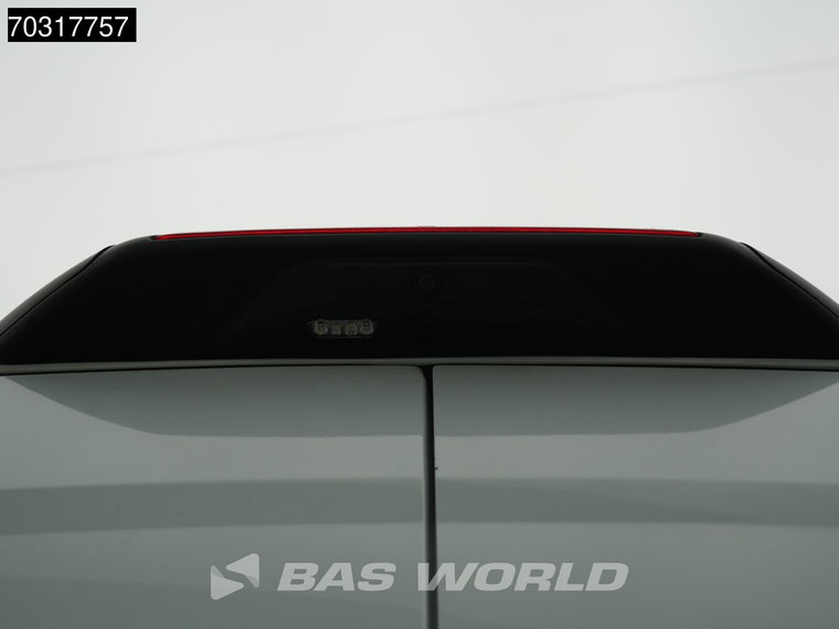 Vehicle Image 41