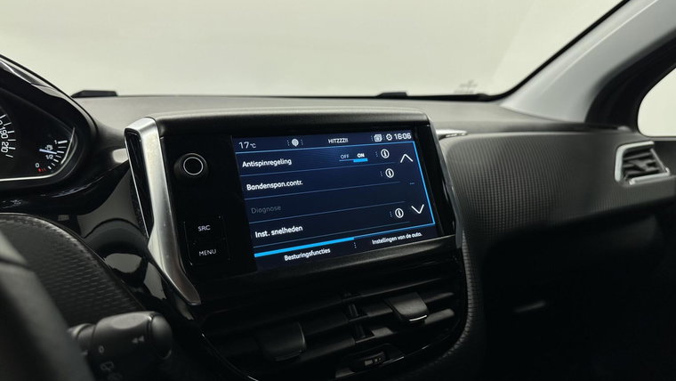 Vehicle Image 36