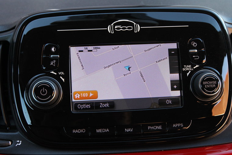 Vehicle Image 12
