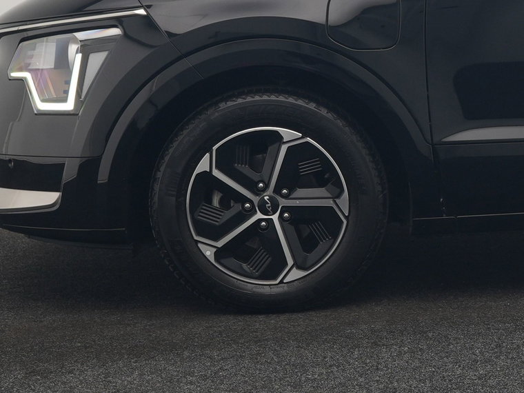 Vehicle Image 41