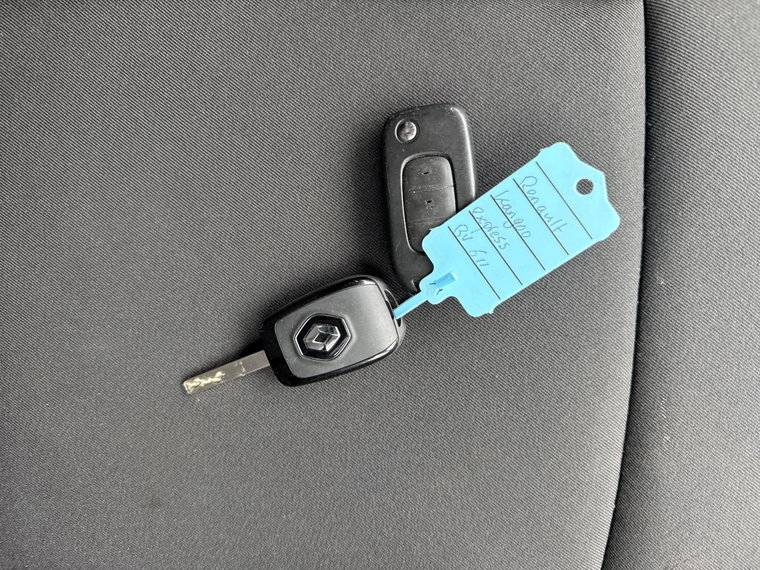 Vehicle Image 28