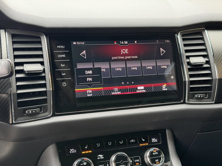 Vehicle Image 18