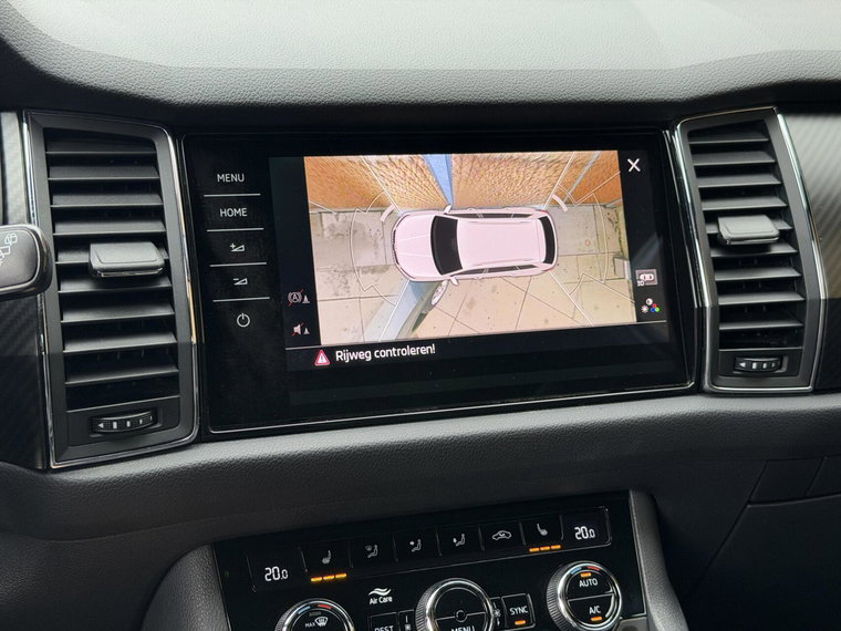 Vehicle Image 30