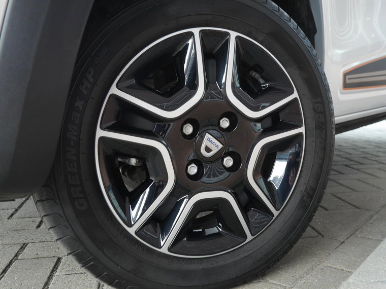 Vehicle Image 31