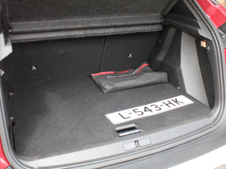 Vehicle Image 28