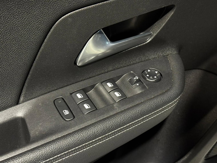 Vehicle Image 33
